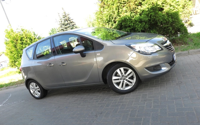 Opel Meriva cena 29900 przebieg: 160000, rok produkcji 2015 z Goleniów małe 562